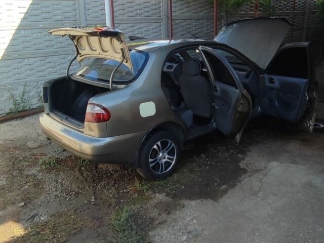 Бежевий Деу Сенс, об'ємом двигуна 1.3 л та пробігом 193 тис. км за 1800 $, фото 3 на Automoto.ua