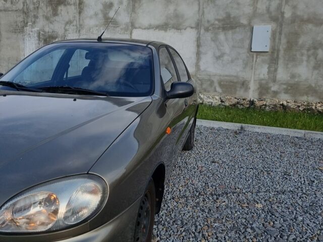 Бежевий Деу Сенс, об'ємом двигуна 1.5 л та пробігом 200 тис. км за 1500 $, фото 2 на Automoto.ua