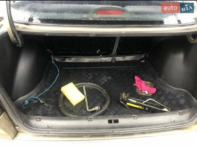 Бежевый Дэу Сенс, объемом двигателя 1.3 л и пробегом 240 тыс. км за 1650 $, фото 2 на Automoto.ua