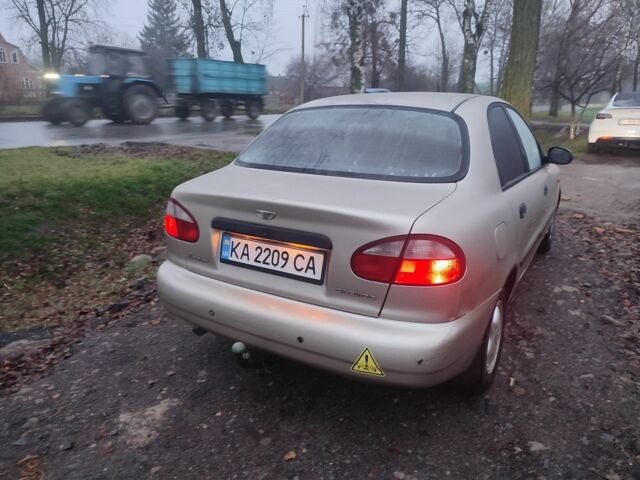 Бежевый Дэу Сенс, объемом двигателя 0 л и пробегом 333 тыс. км за 1499 $, фото 3 на Automoto.ua