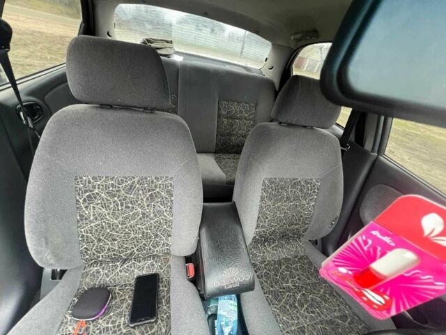 Бежевый Дэу Сенс, объемом двигателя 1.5 л и пробегом 265 тыс. км за 1999 $, фото 9 на Automoto.ua