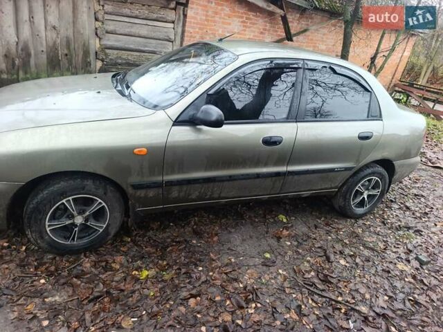 Бежевий Деу Сенс, об'ємом двигуна 1.3 л та пробігом 140 тис. км за 2000 $, фото 4 на Automoto.ua