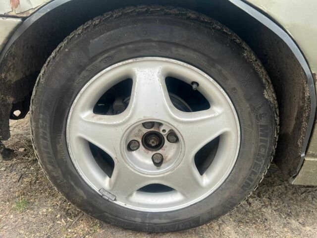 Бежевый Дэу Сенс, объемом двигателя 1.5 л и пробегом 265 тыс. км за 1999 $, фото 4 на Automoto.ua