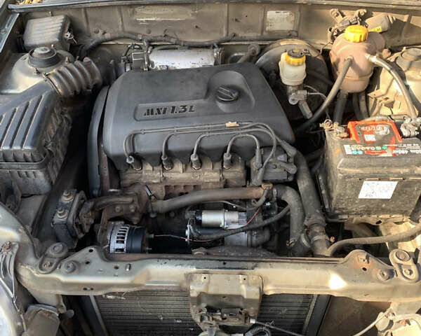 Бежевий Деу Сенс, об'ємом двигуна 1.3 л та пробігом 115 тис. км за 1100 $, фото 6 на Automoto.ua