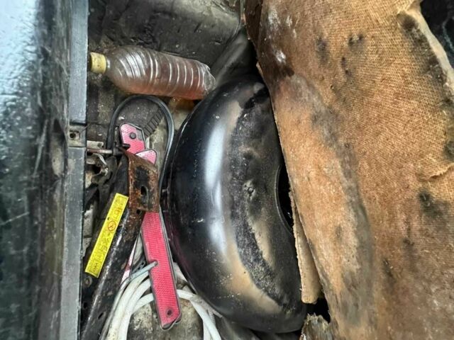 Бежевый Дэу Сенс, объемом двигателя 1.5 л и пробегом 265 тыс. км за 1999 $, фото 5 на Automoto.ua