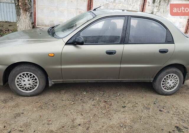 Бежевый Дэу Сенс, объемом двигателя 1.3 л и пробегом 158 тыс. км за 2600 $, фото 5 на Automoto.ua