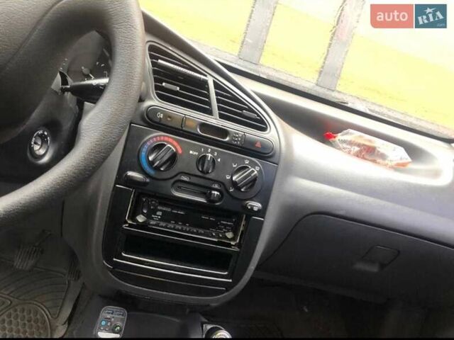 Бежевый Дэу Сенс, объемом двигателя 1.3 л и пробегом 240 тыс. км за 1650 $, фото 5 на Automoto.ua