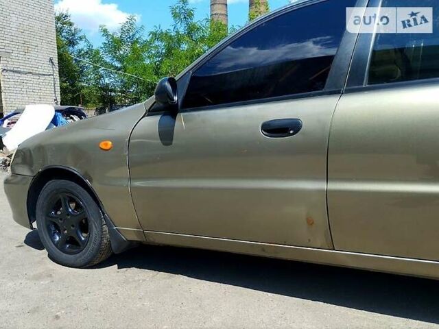 Бежевый Дэу Сенс, объемом двигателя 1.3 л и пробегом 230 тыс. км за 2600 $, фото 4 на Automoto.ua