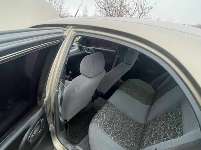 Бежевый Дэу Сенс, объемом двигателя 1.5 л и пробегом 453 тыс. км за 1300 $, фото 2 на Automoto.ua