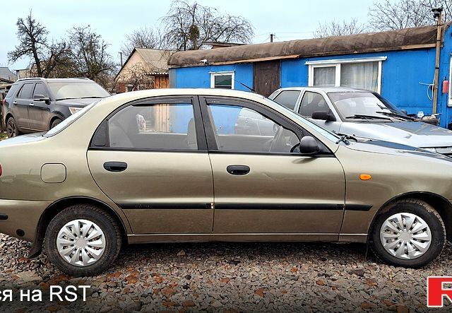 Бежевый Дэу Сенс, объемом двигателя 1.3 л и пробегом 196 тыс. км за 2150 $, фото 5 на Automoto.ua