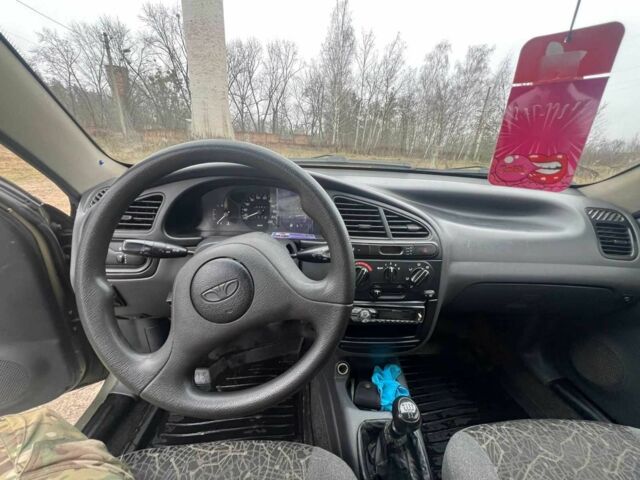 Бежевый Дэу Сенс, объемом двигателя 1.5 л и пробегом 265 тыс. км за 1999 $, фото 7 на Automoto.ua