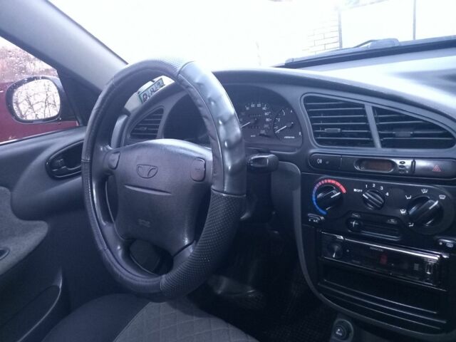 Бежевый Дэу Сенс, объемом двигателя 0 л и пробегом 223 тыс. км за 2850 $, фото 5 на Automoto.ua