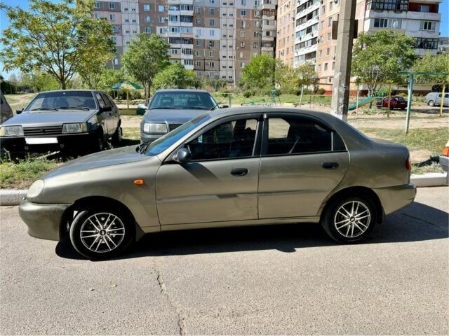 Бежевый Дэу Сенс, объемом двигателя 1.5 л и пробегом 133 тыс. км за 1600 $, фото 2 на Automoto.ua