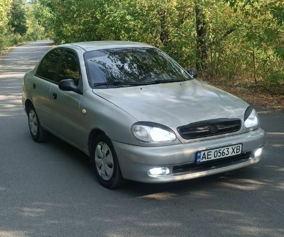 Бежевий Деу Сенс, об'ємом двигуна 1.5 л та пробігом 205 тис. км за 1500 $, фото 1 на Automoto.ua