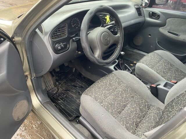 Бежевый Дэу Сенс, объемом двигателя 1.5 л и пробегом 193 тыс. км за 2500 $, фото 8 на Automoto.ua