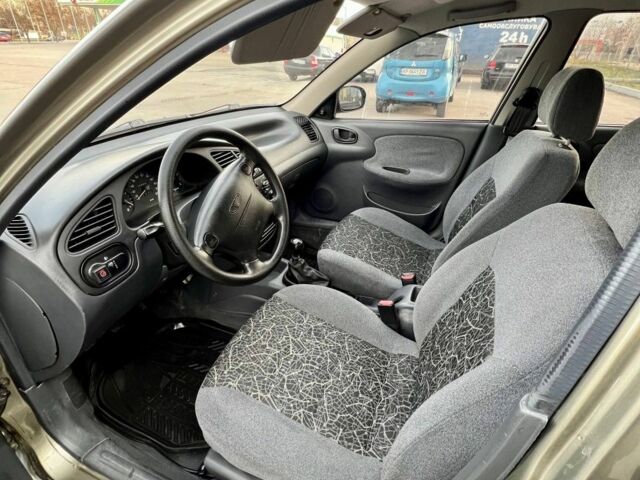 Бежевый Дэу Сенс, объемом двигателя 1.6 л и пробегом 225 тыс. км за 2499 $, фото 10 на Automoto.ua