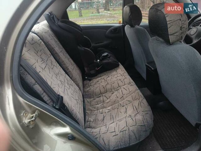 Бежевый Дэу Сенс, объемом двигателя 1.3 л и пробегом 130 тыс. км за 1900 $, фото 4 на Automoto.ua