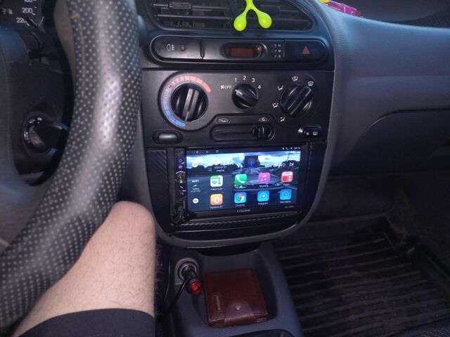 Бежевый Дэу Сенс, объемом двигателя 1.5 л и пробегом 240 тыс. км за 2400 $, фото 4 на Automoto.ua