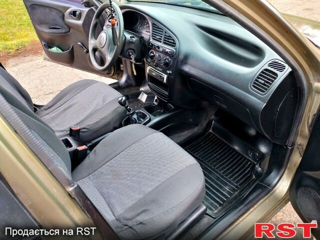 Бежевий Деу Сенс, об'ємом двигуна 1.3 л та пробігом 200 тис. км за 1650 $, фото 7 на Automoto.ua