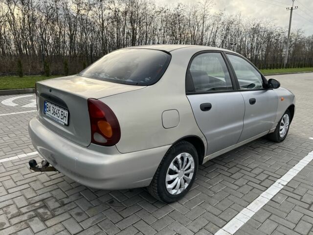 Бежевый Дэу Сенс, объемом двигателя 1.5 л и пробегом 236 тыс. км за 1600 $, фото 3 на Automoto.ua