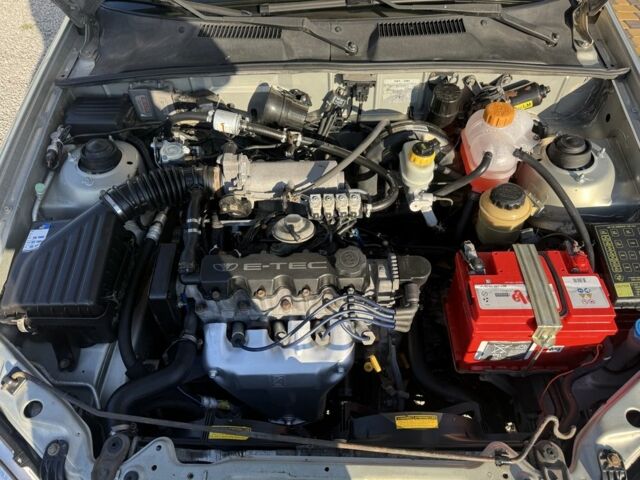 Бежевый Дэу Сенс, объемом двигателя 1.5 л и пробегом 160 тыс. км за 3300 $, фото 4 на Automoto.ua