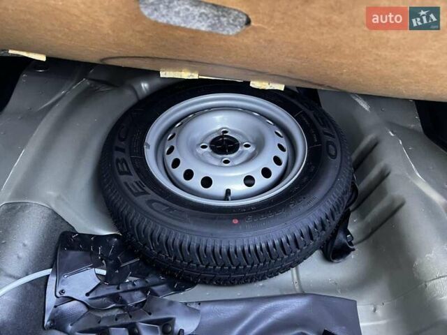 Бежевий Деу Сенс, об'ємом двигуна 1.3 л та пробігом 14 тис. км за 3700 $, фото 10 на Automoto.ua