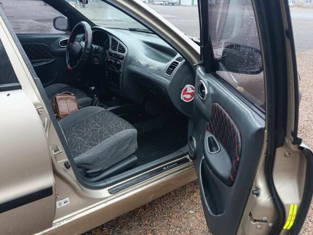 Бежевий Деу Сенс, об'ємом двигуна 1.5 л та пробігом 200 тис. км за 1850 $, фото 4 на Automoto.ua