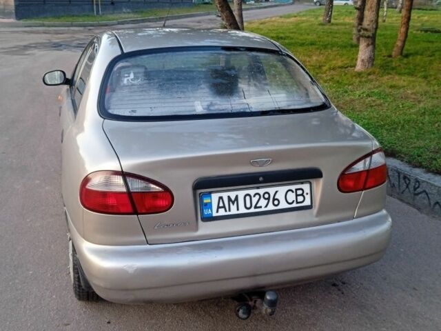 Бежевый Дэу Сенс, объемом двигателя 1.5 л и пробегом 111 тыс. км за 1450 $, фото 4 на Automoto.ua