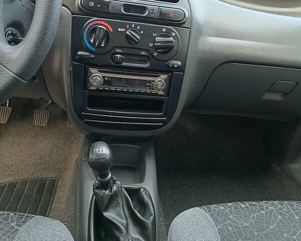 Бежевий Деу Сенс, об'ємом двигуна 1.3 л та пробігом 153 тис. км за 2499 $, фото 34 на Automoto.ua