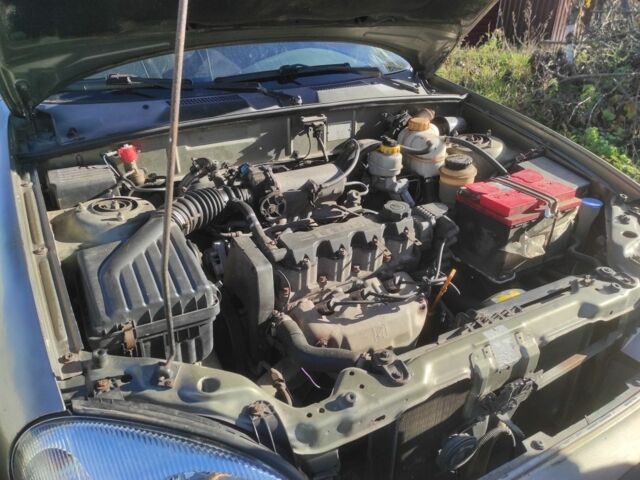 Бежевий Деу Сенс, об'ємом двигуна 1.5 л та пробігом 325 тис. км за 1500 $, фото 9 на Automoto.ua