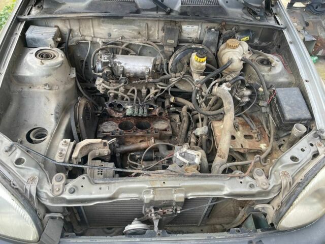 Бежевий Деу Сенс, об'ємом двигуна 1.4 л та пробігом 226 тис. км за 800 $, фото 5 на Automoto.ua