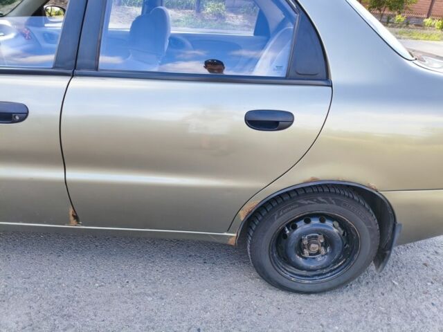 Бежевый Дэу Сенс, объемом двигателя 1.5 л и пробегом 191 тыс. км за 1350 $, фото 2 на Automoto.ua