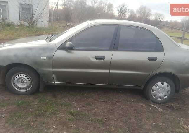 Бежевый Дэу Сенс, объемом двигателя 1.3 л и пробегом 390 тыс. км за 1001 $, фото 3 на Automoto.ua