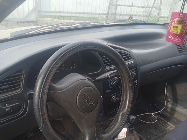 Бежевий Деу Сенс, об'ємом двигуна 1.5 л та пробігом 260 тис. км за 1500 $, фото 5 на Automoto.ua