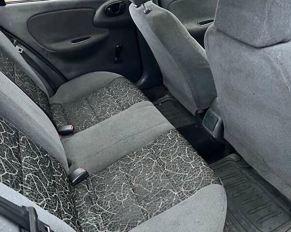 Бежевий Деу Сенс, об'ємом двигуна 1.5 л та пробігом 200 тис. км за 1726 $, фото 3 на Automoto.ua