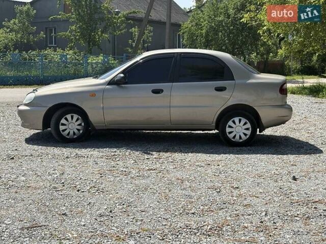 Бежевий Деу Сенс, об'ємом двигуна 1.4 л та пробігом 183 тис. км за 1849 $, фото 4 на Automoto.ua