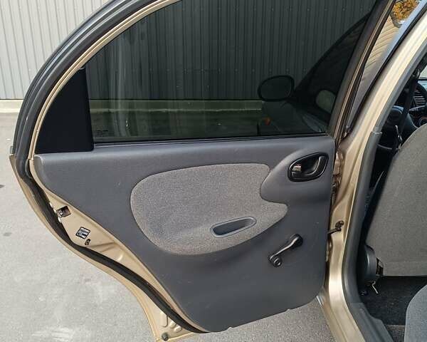 Бежевий Деу Сенс, об'ємом двигуна 1.3 л та пробігом 153 тис. км за 2499 $, фото 21 на Automoto.ua