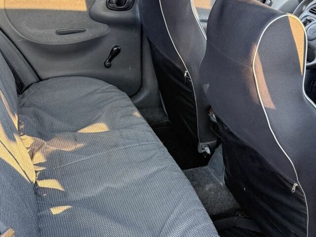 Бежевый Дэу Сенс, объемом двигателя 1.5 л и пробегом 195 тыс. км за 1800 $, фото 6 на Automoto.ua