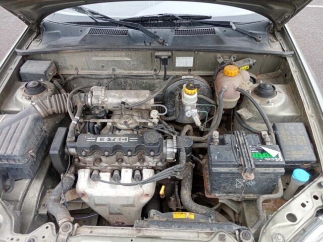 Бежевий Деу Сенс, об'ємом двигуна 1.5 л та пробігом 200 тис. км за 1599 $, фото 12 на Automoto.ua