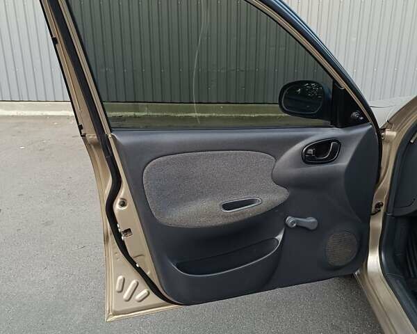 Бежевий Деу Сенс, об'ємом двигуна 1.3 л та пробігом 153 тис. км за 2499 $, фото 19 на Automoto.ua