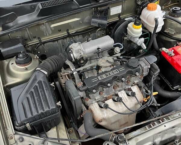 Бежевий Деу Сенс, об'ємом двигуна 1.5 л та пробігом 200 тис. км за 1726 $, фото 5 на Automoto.ua