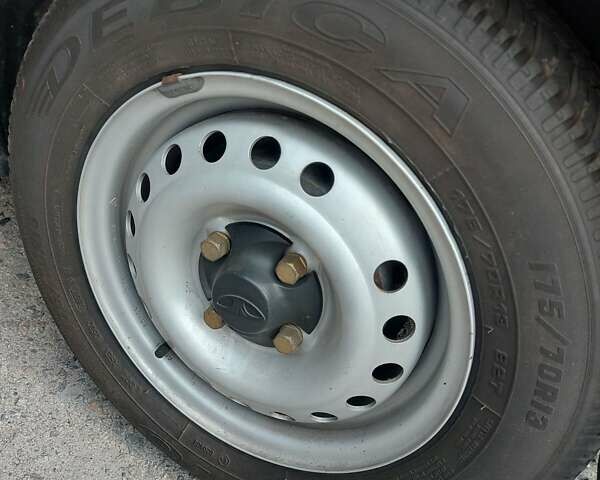 Бежевий Деу Сенс, об'ємом двигуна 1.3 л та пробігом 14 тис. км за 3700 $, фото 14 на Automoto.ua