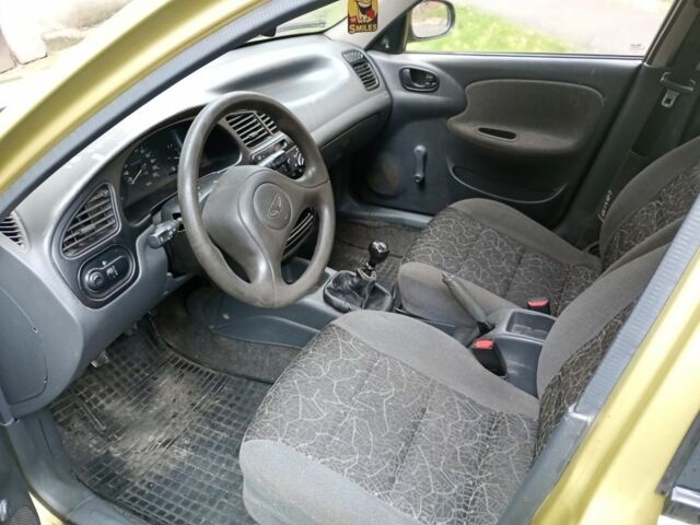 Бежевий Деу Сенс, об'ємом двигуна 1.5 л та пробігом 240 тис. км за 1200 $, фото 4 на Automoto.ua