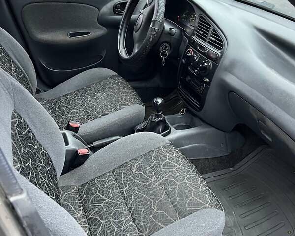 Бежевий Деу Сенс, об'ємом двигуна 1.5 л та пробігом 200 тис. км за 1726 $, фото 2 на Automoto.ua