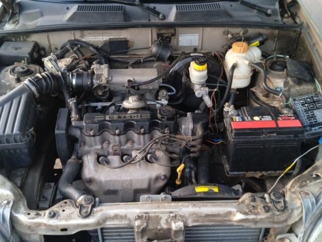 Бежевый Дэу Сенс, объемом двигателя 1.5 л и пробегом 111 тыс. км за 1450 $, фото 9 на Automoto.ua