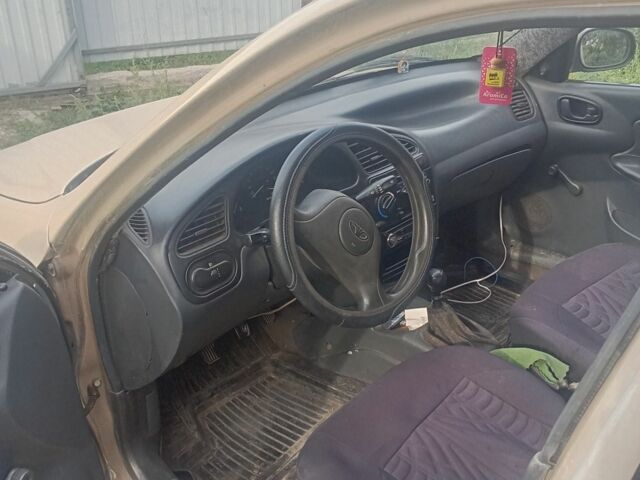 Бежевий Деу Сенс, об'ємом двигуна 1.5 л та пробігом 260 тис. км за 1500 $, фото 6 на Automoto.ua