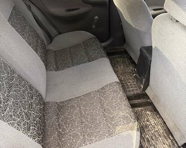 Бежевый Дэу Сенс, объемом двигателя 1.3 л и пробегом 158 тыс. км за 1000 $, фото 4 на Automoto.ua