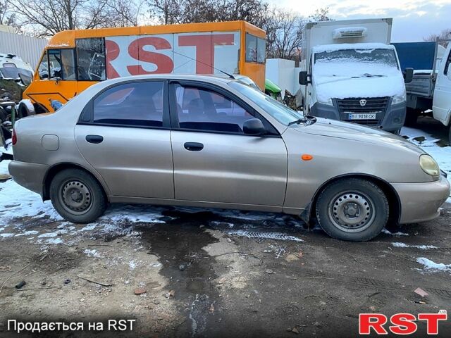 Бежевый Дэу Сенс, объемом двигателя 1.3 л и пробегом 150 тыс. км за 1800 $, фото 1 на Automoto.ua