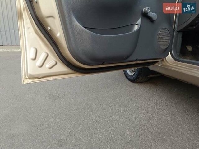 Бежевий Деу Сенс, об'ємом двигуна 1.3 л та пробігом 153 тис. км за 2499 $, фото 15 на Automoto.ua