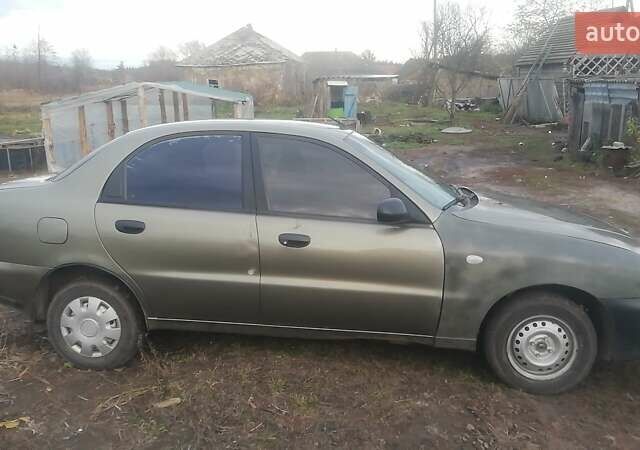 Бежевый Дэу Сенс, объемом двигателя 1.3 л и пробегом 390 тыс. км за 1001 $, фото 9 на Automoto.ua